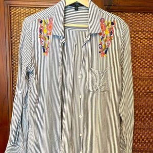 Embroidered shirt